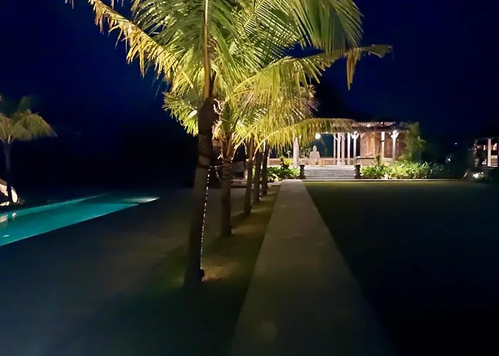 ホテル Casa Tibubiu Selemadeg